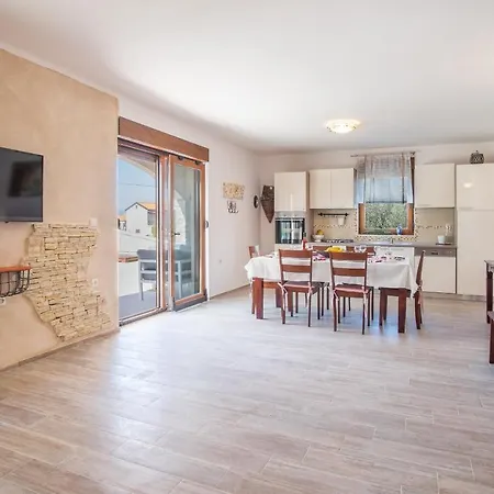 Dijana West Linardići