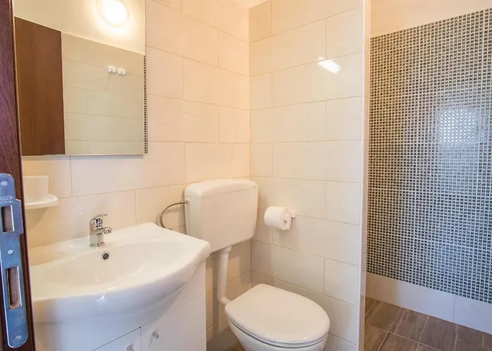 Dijana West Villa *