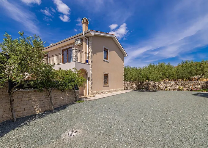 Villa Dijana West
