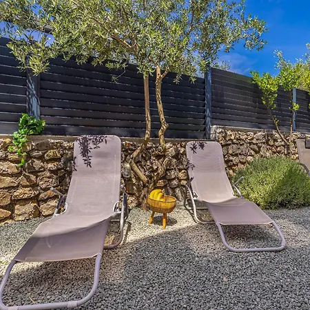 Dijana West Linardići